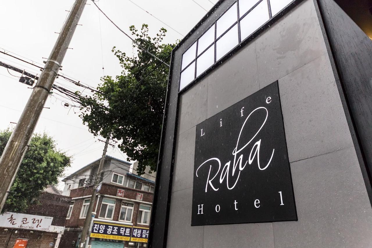 Raha Hotel Seoul Bagian luar foto