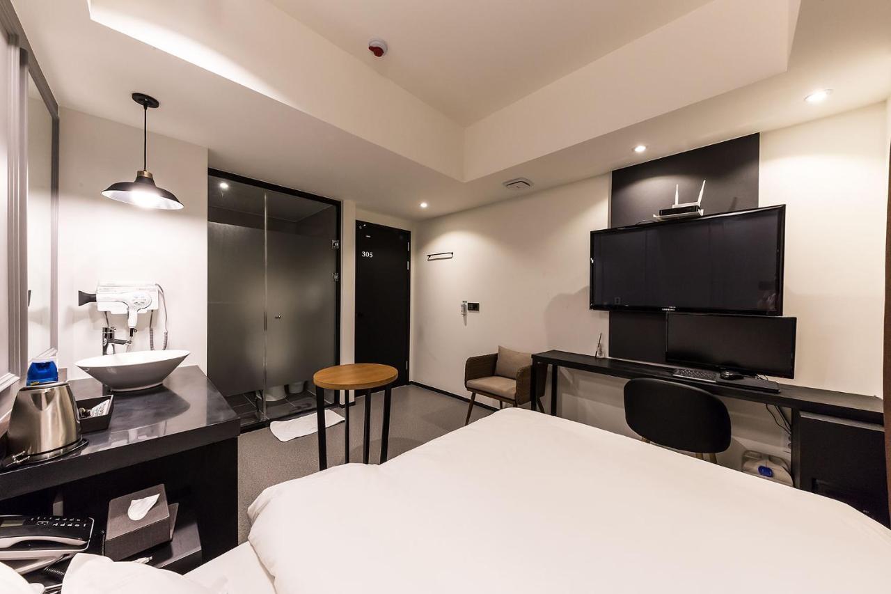 Raha Hotel Seoul Bagian luar foto
